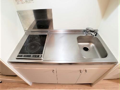 キッチン　お掃除らくらくのフラットコンロ