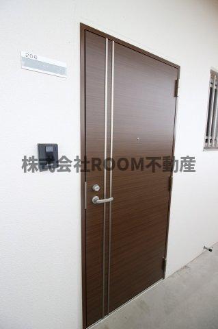 玄関　落ち着いた玄関です