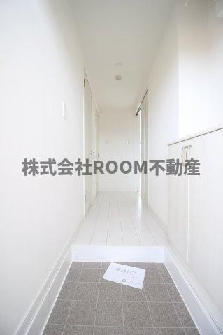 エントランス　内装は落ち着いています