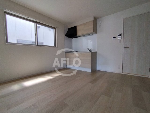 居室・リビング　プリマルーチェ大正　リビング