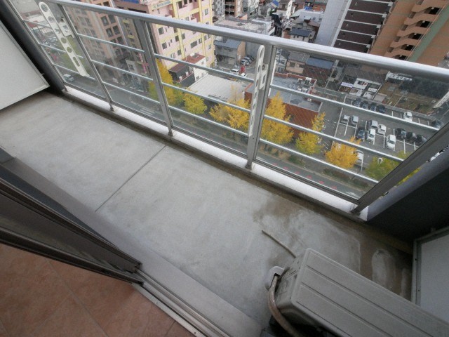 バルコニー　バルコニー