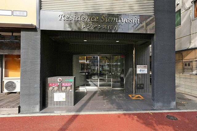 エントランス　エントランス