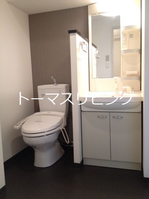 洗面設備　別部屋参考写真（※現況優先）