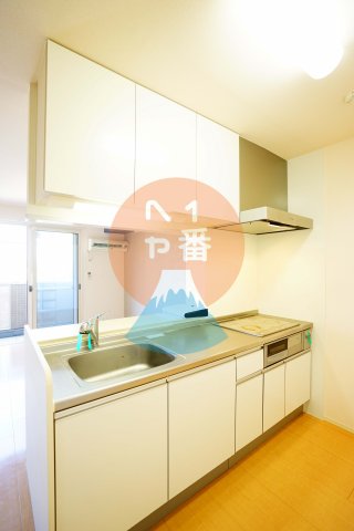 キッチン　IHコンロ付き