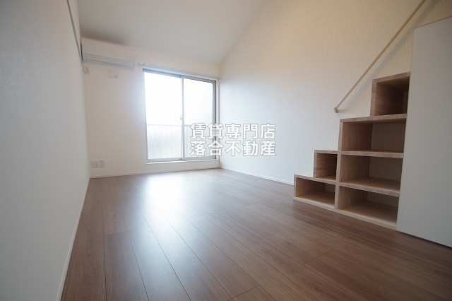 居室・リビング　明るい綺麗なお部屋♪