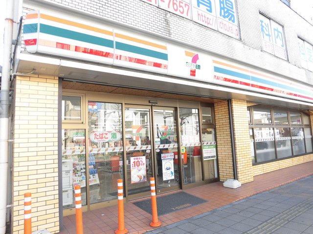 コンビニ　セブンイレブン横浜上反町店（コンビニ）まで163m