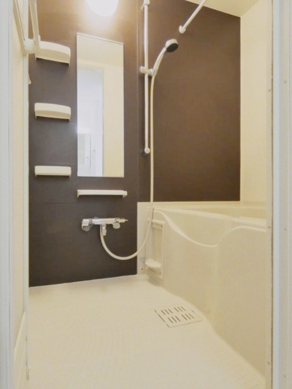 バス・シャワールーム　図面と現状に相違がある場合には現状を優先