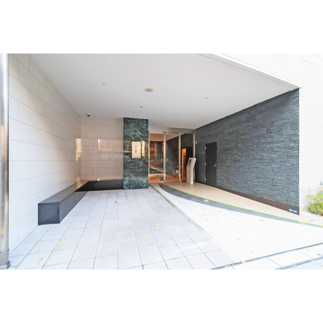 エントランス　毎日通るエントランスはこのようになっています