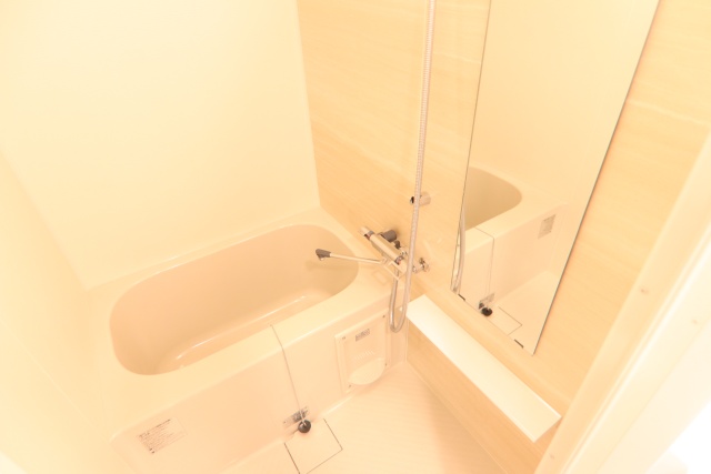 バス・シャワールーム　※別室の参考写真の為、現況優先です。