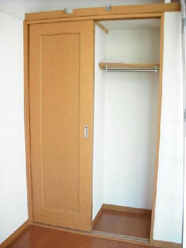 収納　荷物もたっぷり入るクローゼットです！