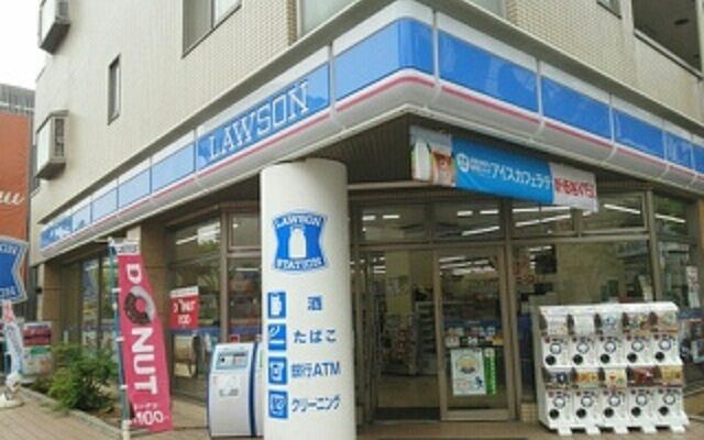 コンビニ　ローソン（コンビニ）まで400m