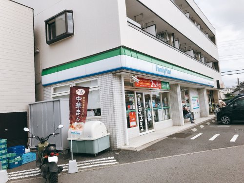 コンビニ　ファミリーマート 酒々井駅前店（コンビニ）まで574m