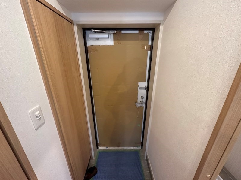 玄関　同物件別部屋イメージ