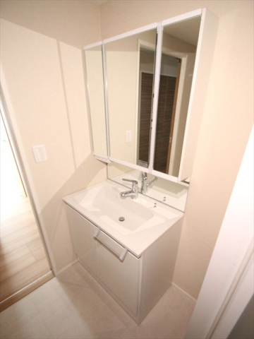 洗面設備　シャンプードレッサーで朝も楽ちん♪