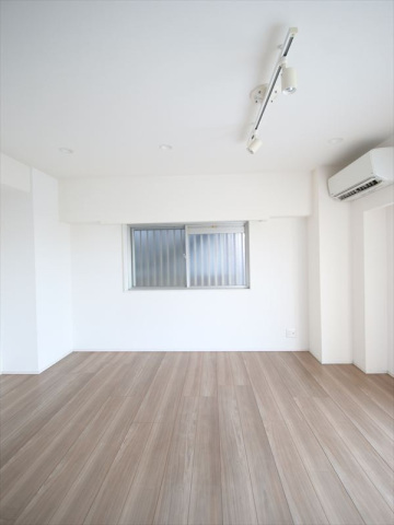 居室・リビング　15.6帖リビング♪