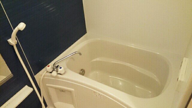 バス・シャワールーム　ゆったり過ごせるお風呂です