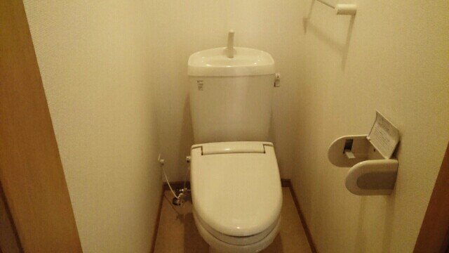 トイレ　ゆったりとした空間のトイレです