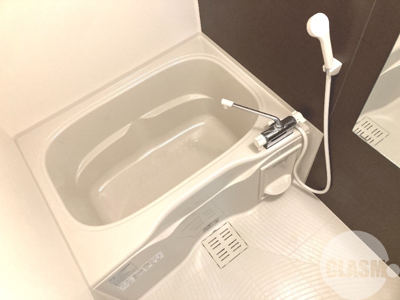 バス・シャワールーム　浴室乾燥機付きバス♪