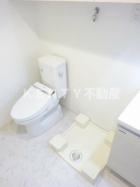 トイレ　清潔感のあるトイレです