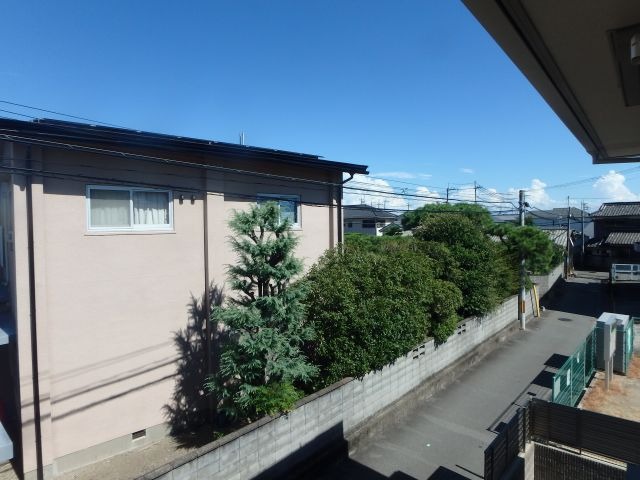 眺望　反転した間取りの室内写真です