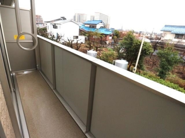 バルコニー　2号棟参考画像