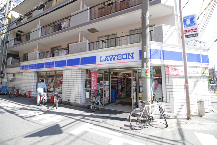 コンビニ　ローソン（コンビニ）まで353m