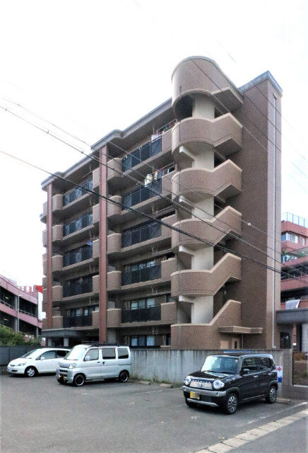 建物外観　長尾小、友泉中エリアのファミリー向け物件です！