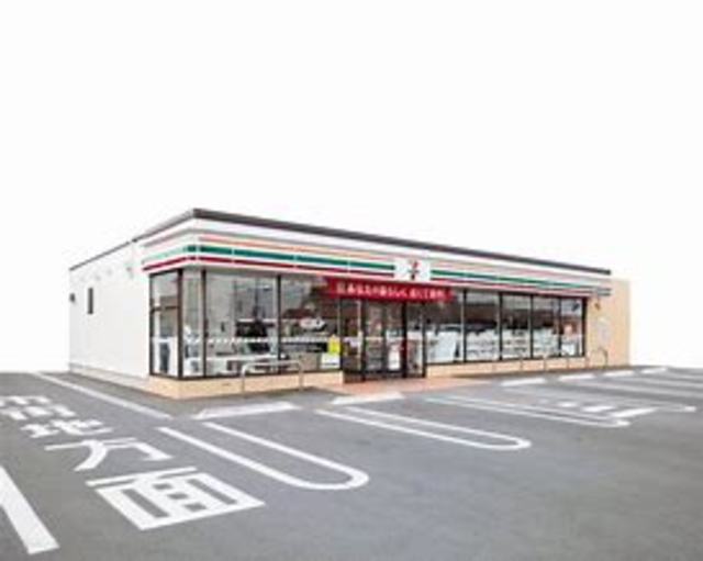 コンビニ　セブンイレブン福岡桜坂店（コンビニ）まで574m