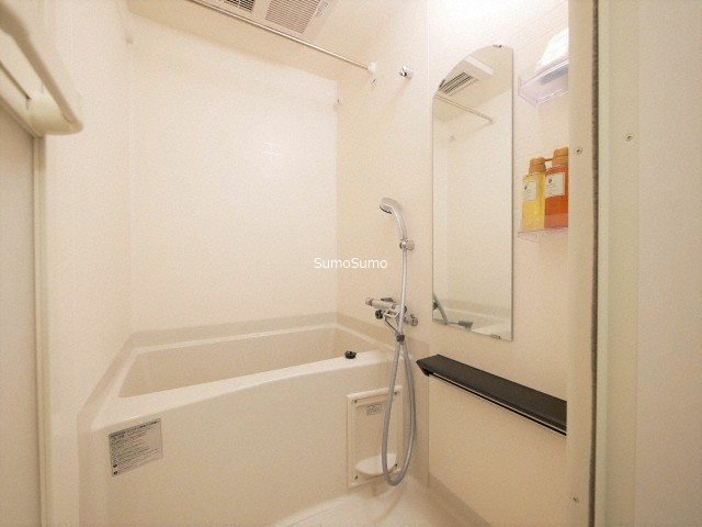 バス・シャワールーム　お風呂です