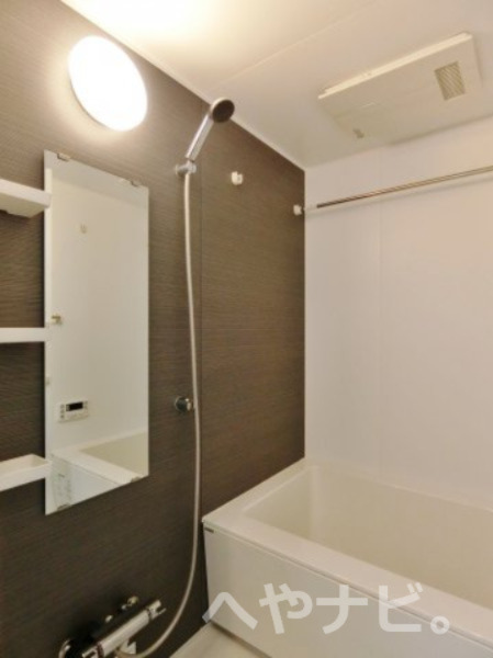 バス・シャワールーム　★浴室乾燥機で梅雨時期も◎