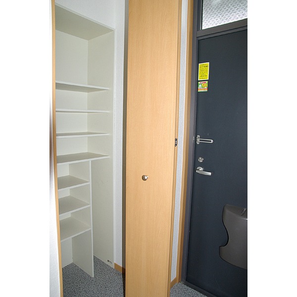 玄関　※類似室内