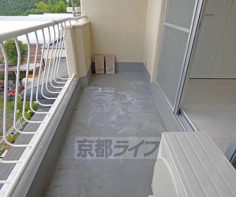 バルコニー　バルコニです。