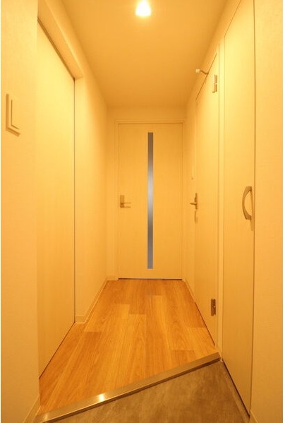 玄関　広々とした玄関です！