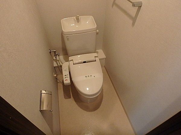 トイレ　トイレ