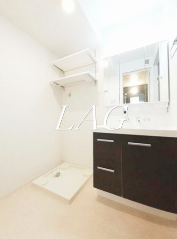 洗面設備　洗面台です。