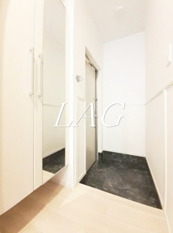 玄関　玄関です。