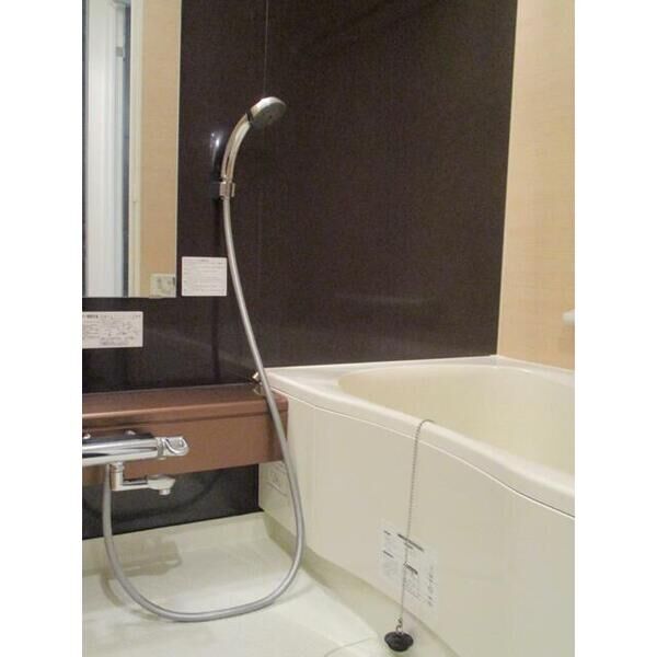 バス・シャワールーム　日々の暮らしに欠かせないお風呂です