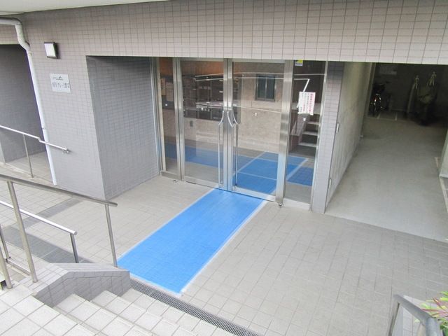 エントランス　★エントランス★