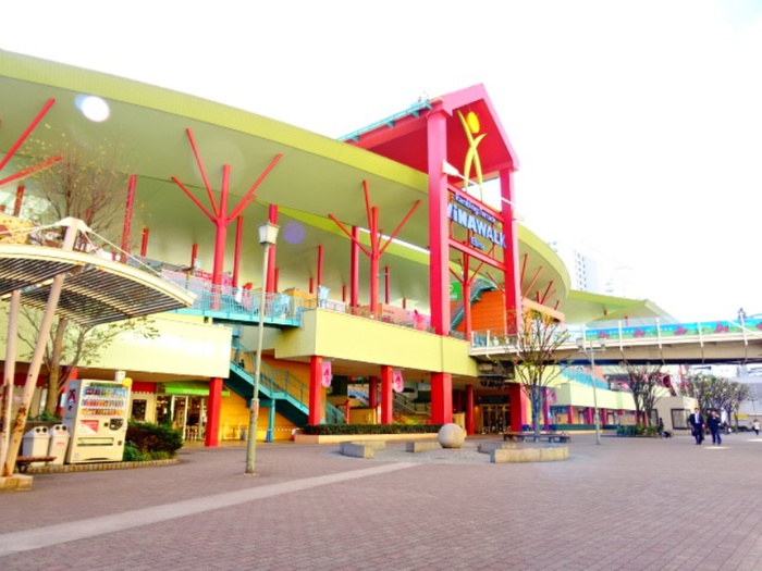 ショッピングセンター　ビナウォ―クｂ（ショッピングセンター）まで150m