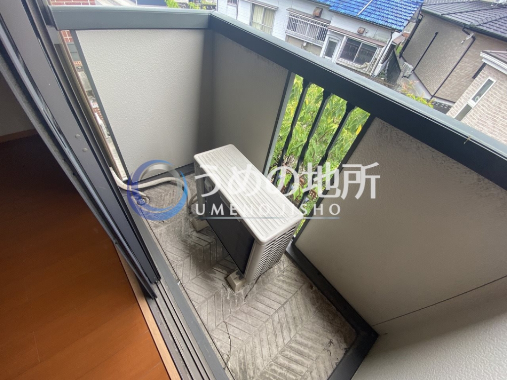 バルコニー　バルコニー