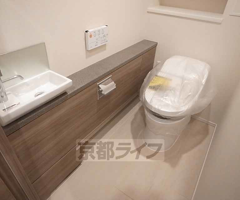 トイレ　独立手洗い場