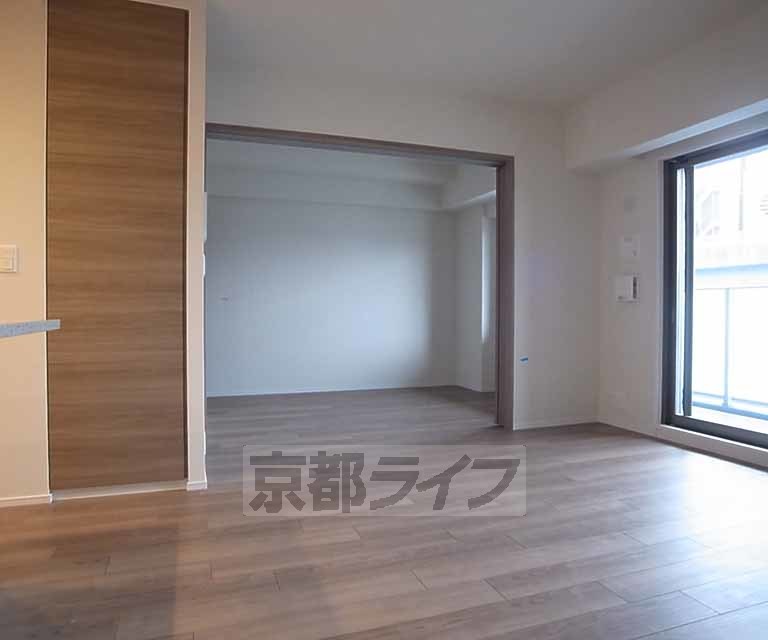 居室・リビング　広々リビング