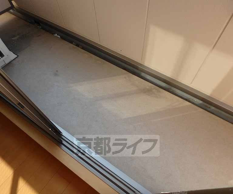 バルコニー　洗濯物はこちらです