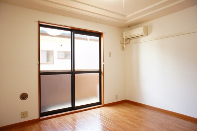 居室・リビング　図面と現状に相違がある場合には現状を優先