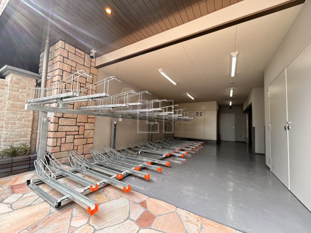 その他共有部分　プレジオ松屋町　駐輪場