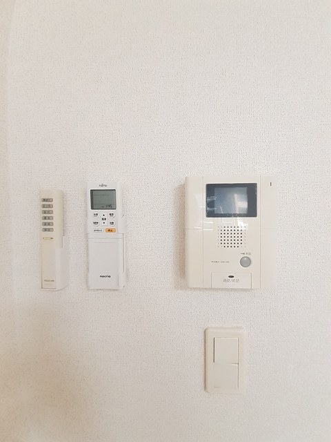 セキュリティ　★安心のTVモニター付きインターホン★