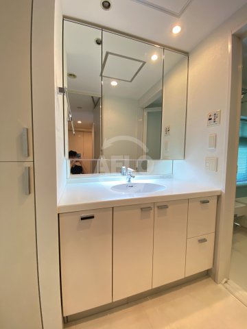 洗面設備　シティタワー堀江　独立洗面台