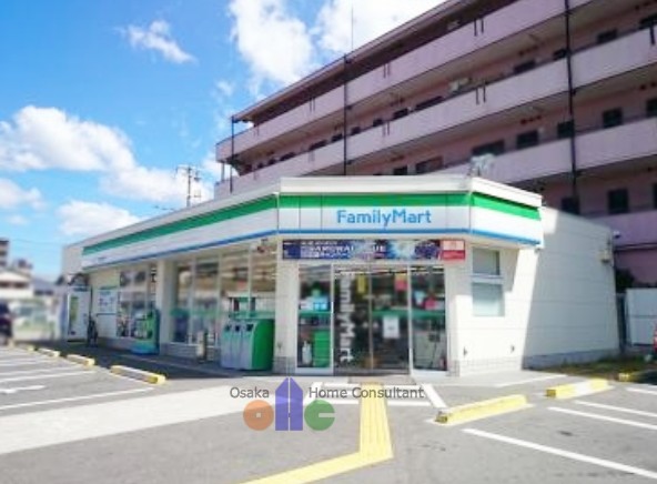 コンビニ　ファミリーマート MYS八尾木北店（コンビニ）まで654m