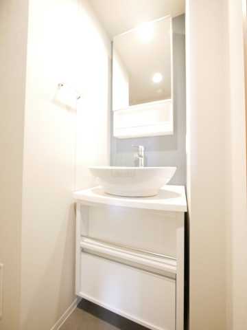 洗面設備　ROYJENT SUGAMO EAST