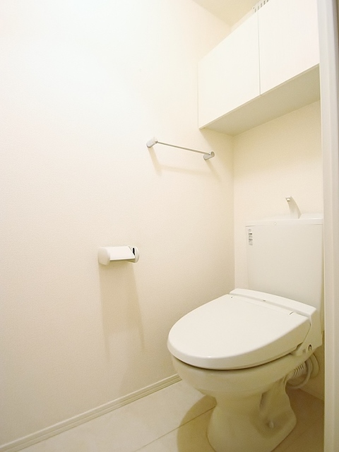 トイレ　同じ施工会社さんの参考写真です。